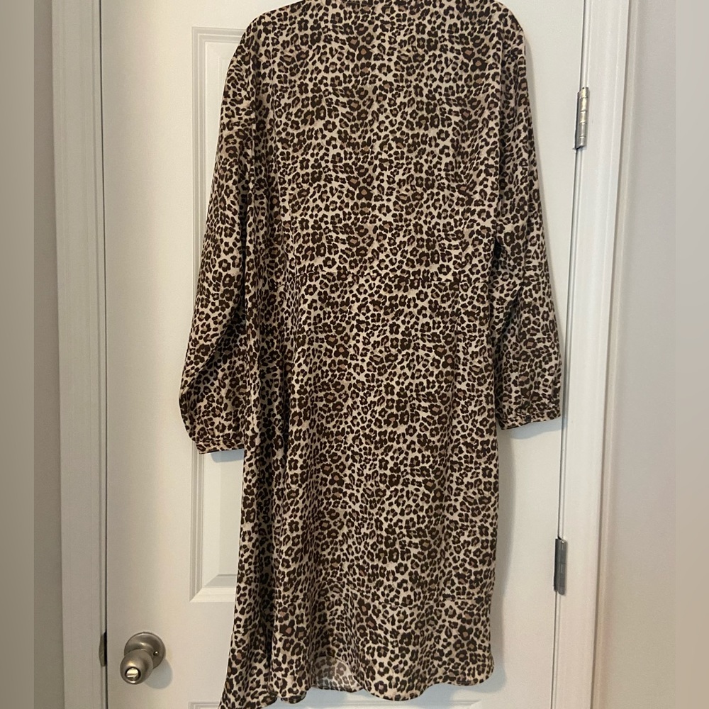 Loft Plus Leopard Print Wrap Dress - Picture 5 of 6